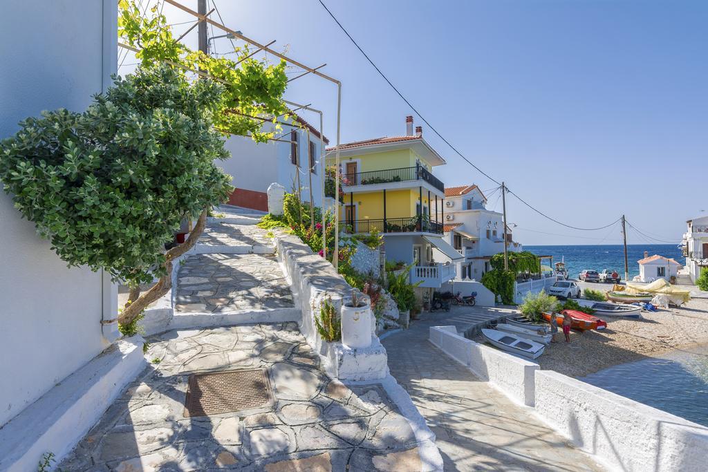 Eftopia Beachfront 2-Bedrooms Apartment Kokkari Exterior foto