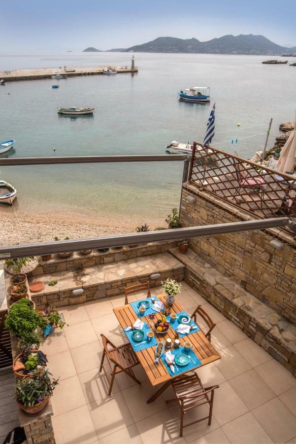 Eftopia Beachfront 2-Bedrooms Apartment Kokkari Exterior foto